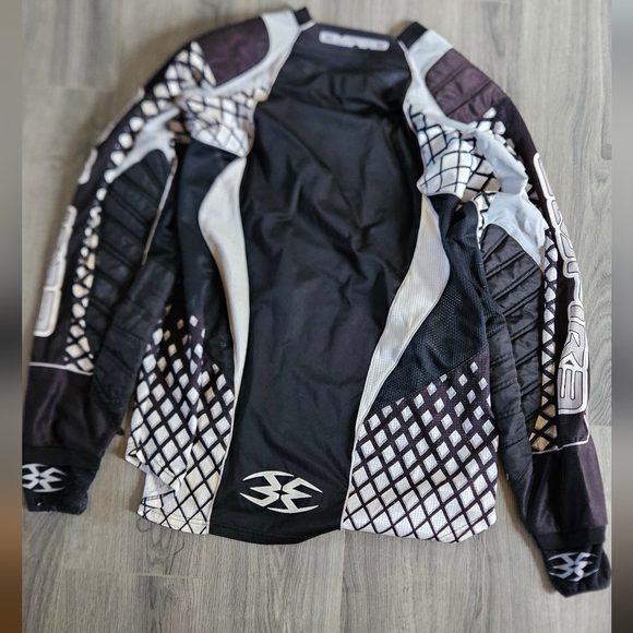 Empire LTD TZ 2010 Professional Paintball Gear - Picture 3 of 5